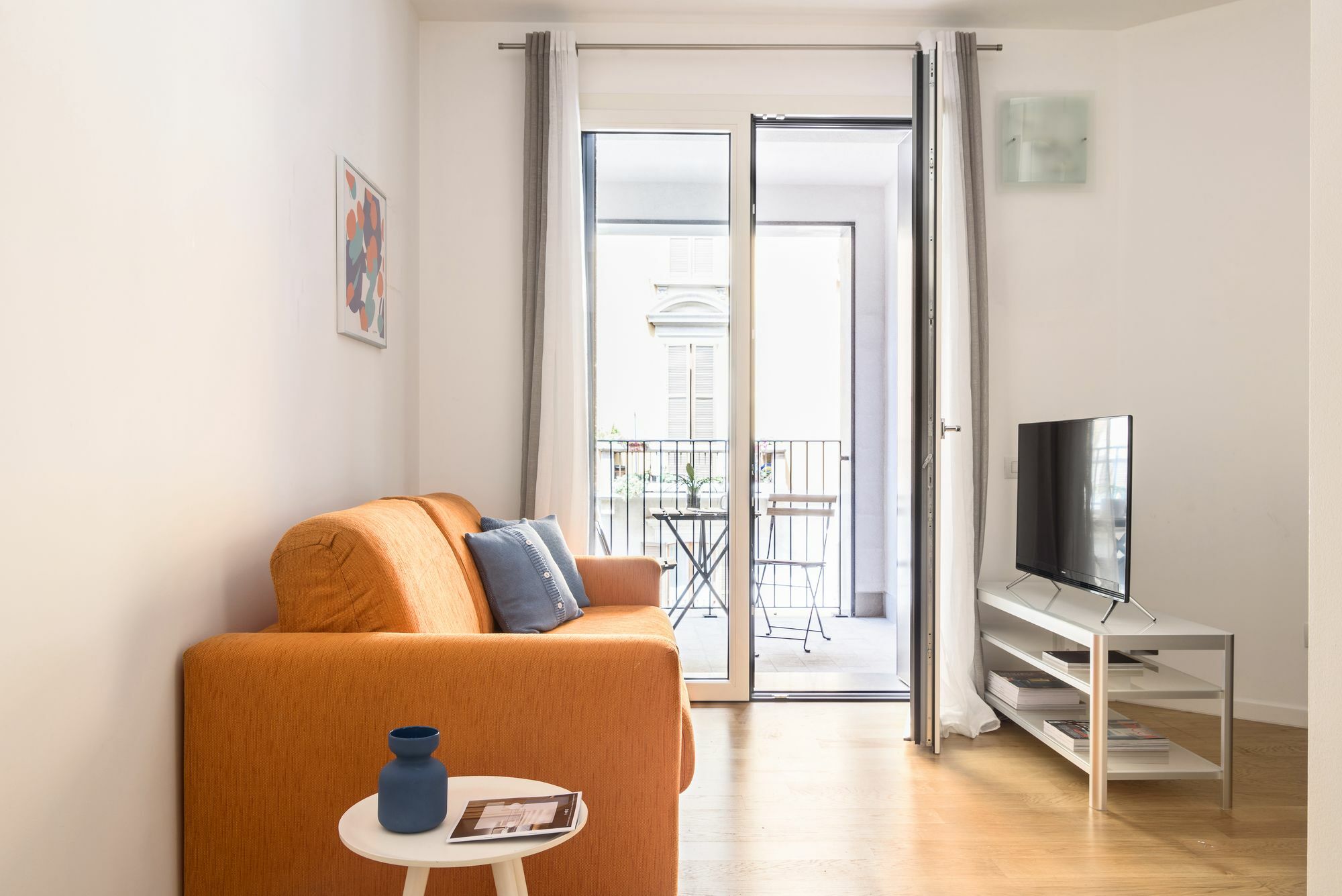 Joivy Sunny 1-Bed Flat With Balcony Διαμέρισμα Μιλάνο Εξωτερικό φωτογραφία